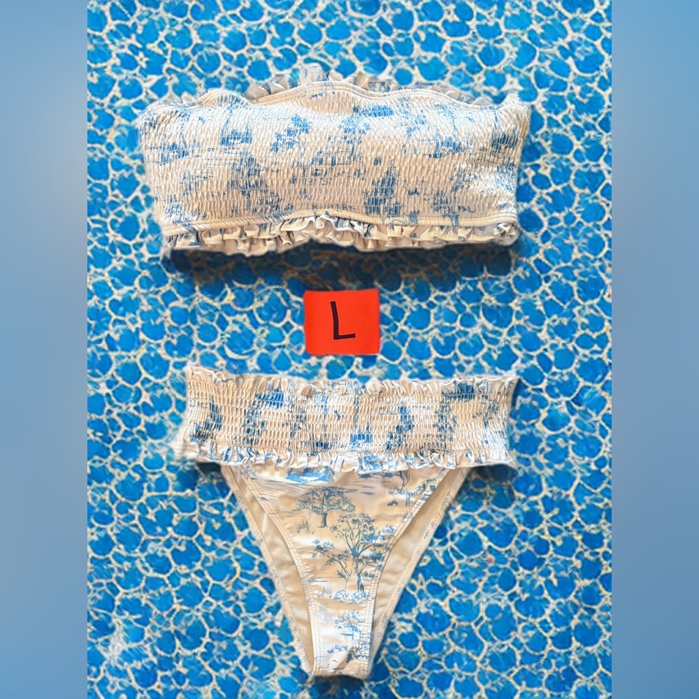 New swimsuit WO tags